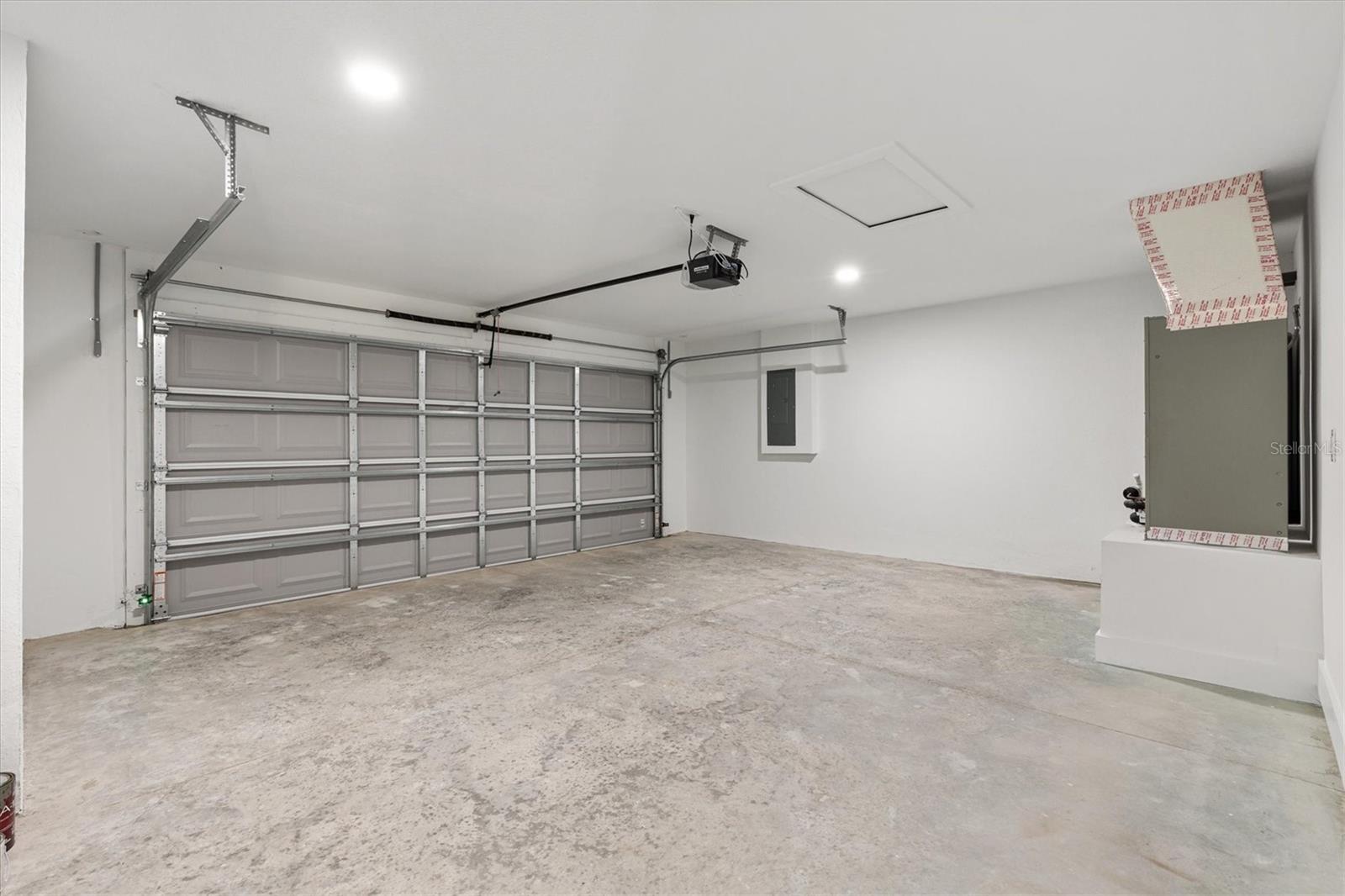 SILVER SPGS SHORES UN 37 - Residential