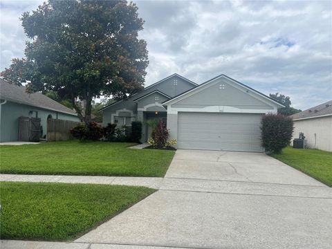 A home in LAKE MARY