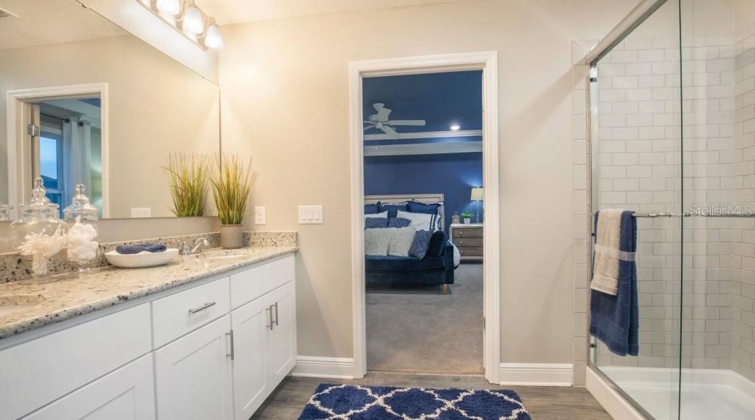 ELEGANT MANOR ESTATES - Residential