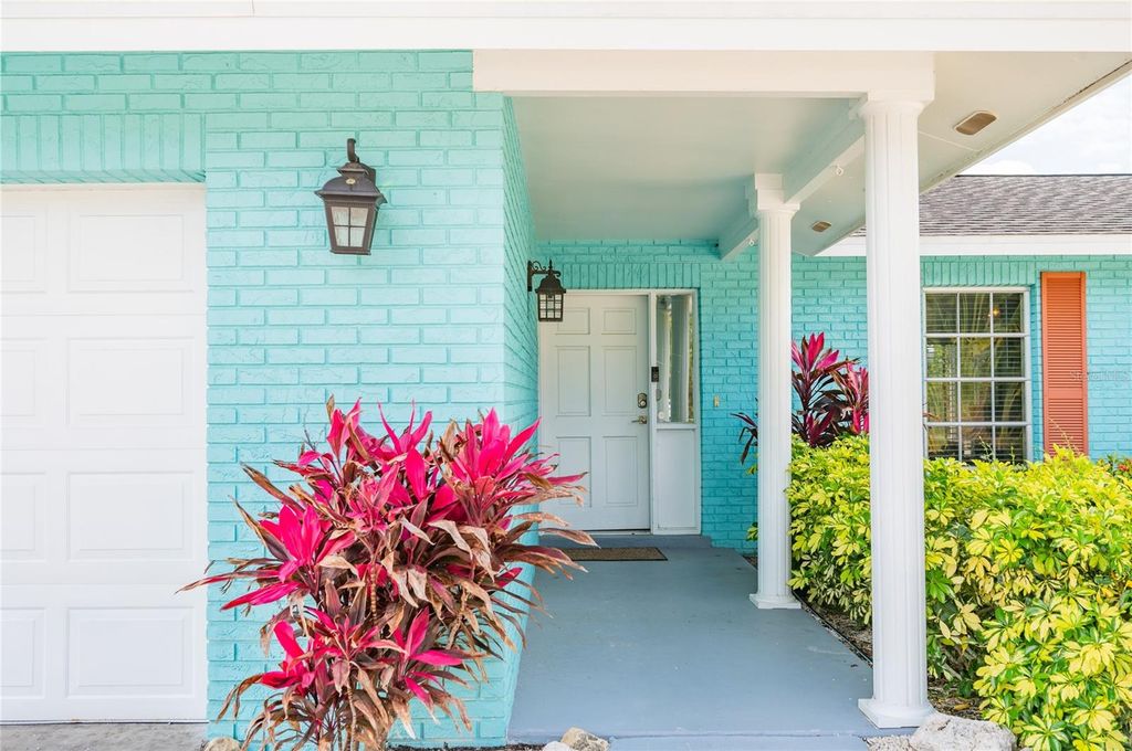 Photo of 1133 Montezuma Drive, Bradenton, FL 34209 (MLS # A4689347)