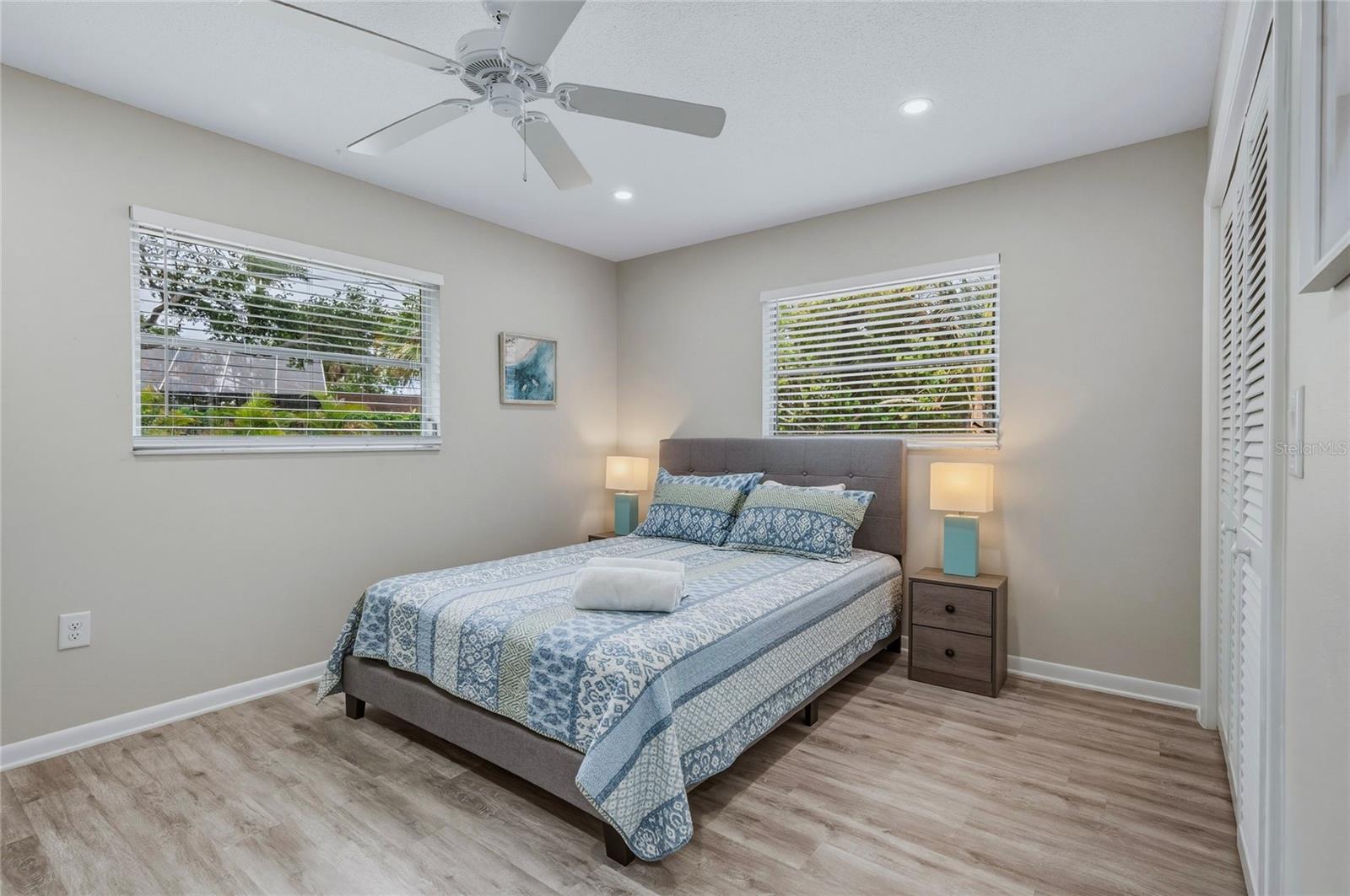 PALMA SOLA PARK REP - Residential