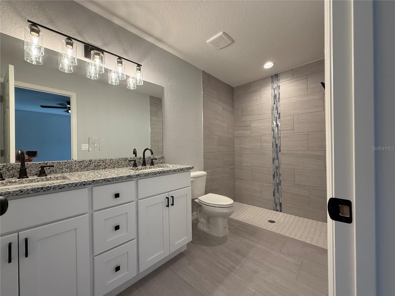 RLE .99 ACRE OR + VAC - Residential