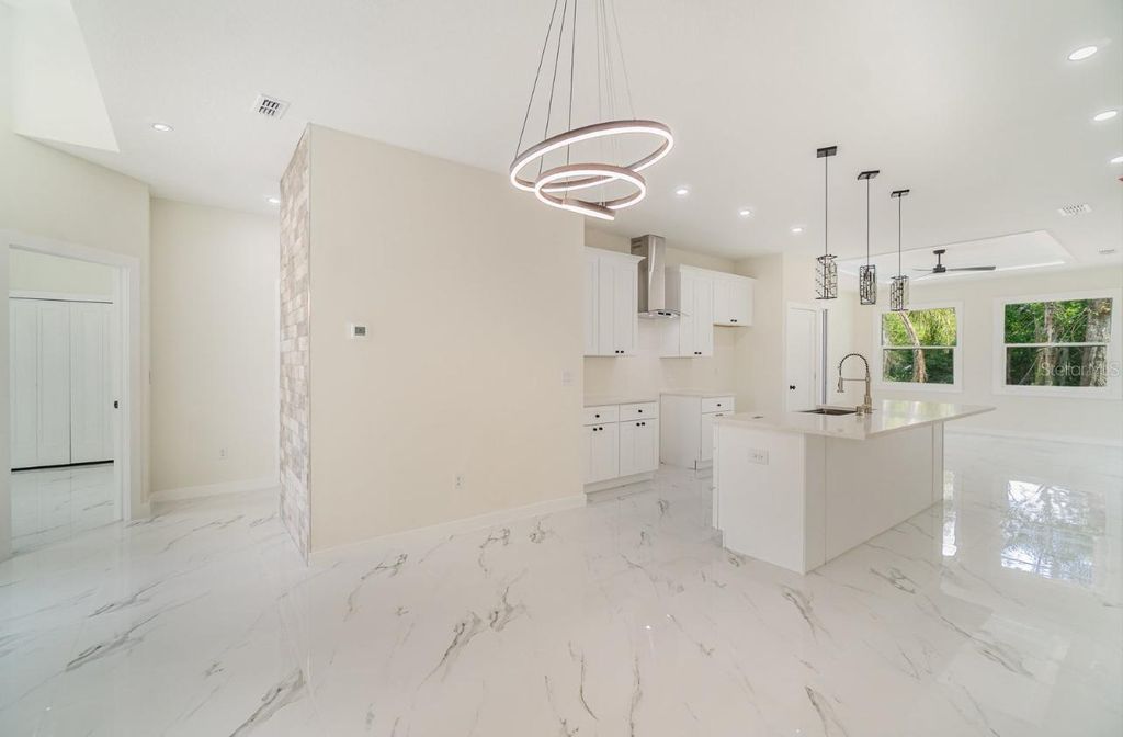 Photo of 1215 Crawford Avenue, Saint Cloud, FL 34769 (MLS # S5141308)