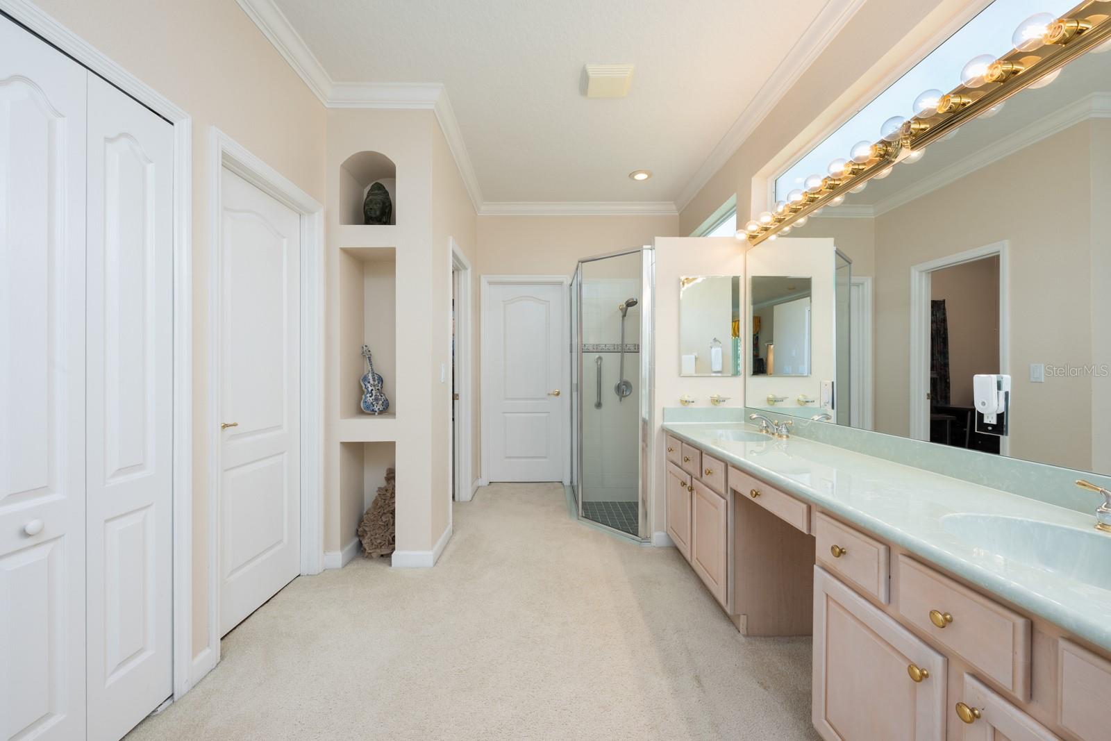 SEVILLE CHASE - Residential