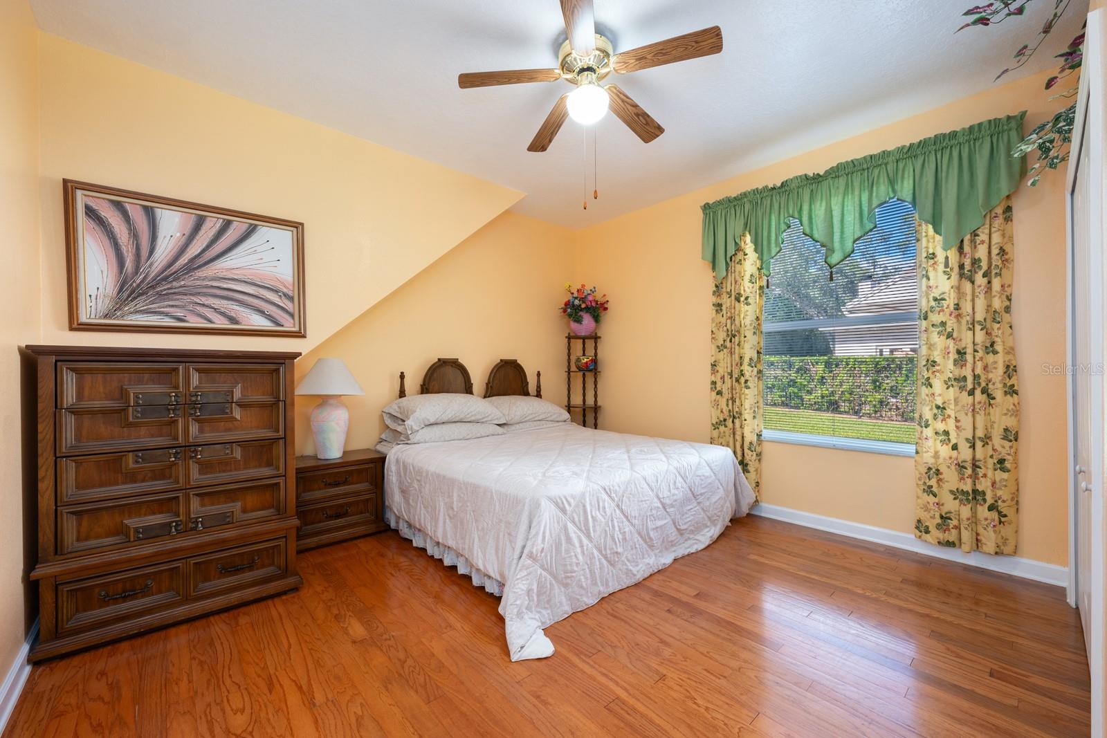 SEVILLE CHASE - Residential