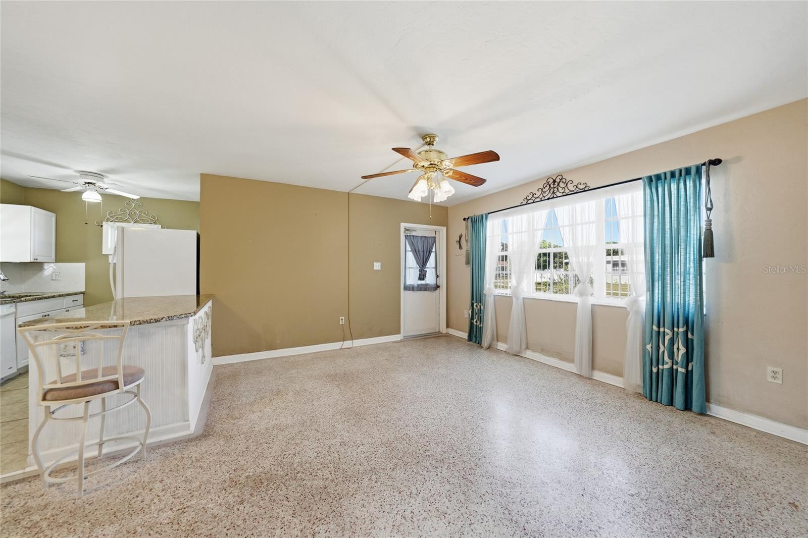 22267 CATHERINE AVENUE, PORT CHARLOTTE, FL, 33952 4 22267 CATHERINE AVENUE