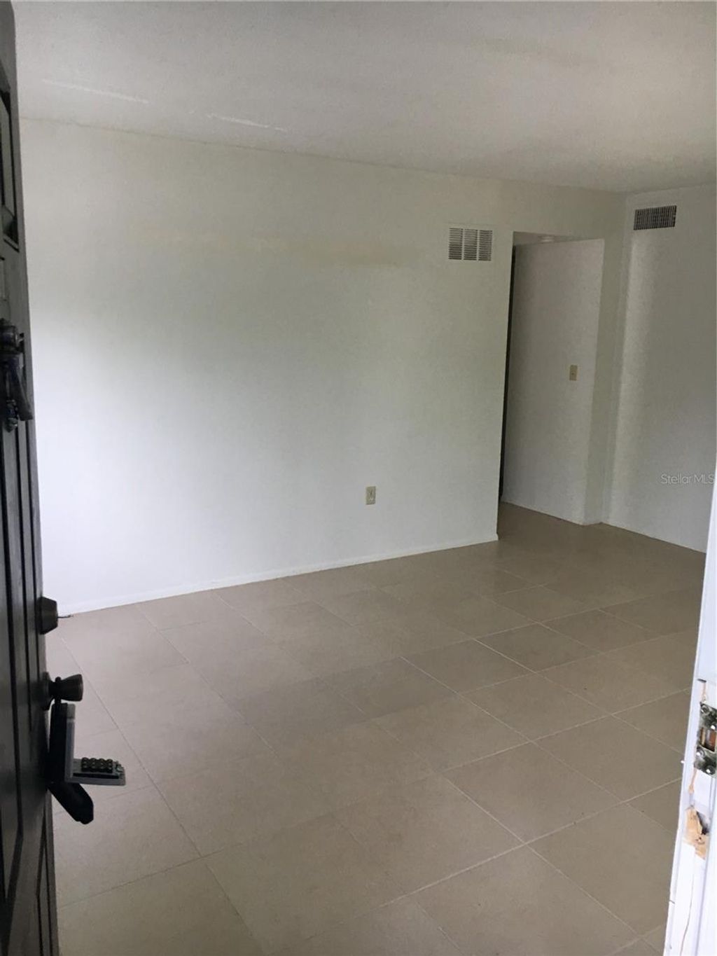 Photo of 5325 Curry Ford Road #H101, Orlando, FL 32812 (MLS # O6399793)