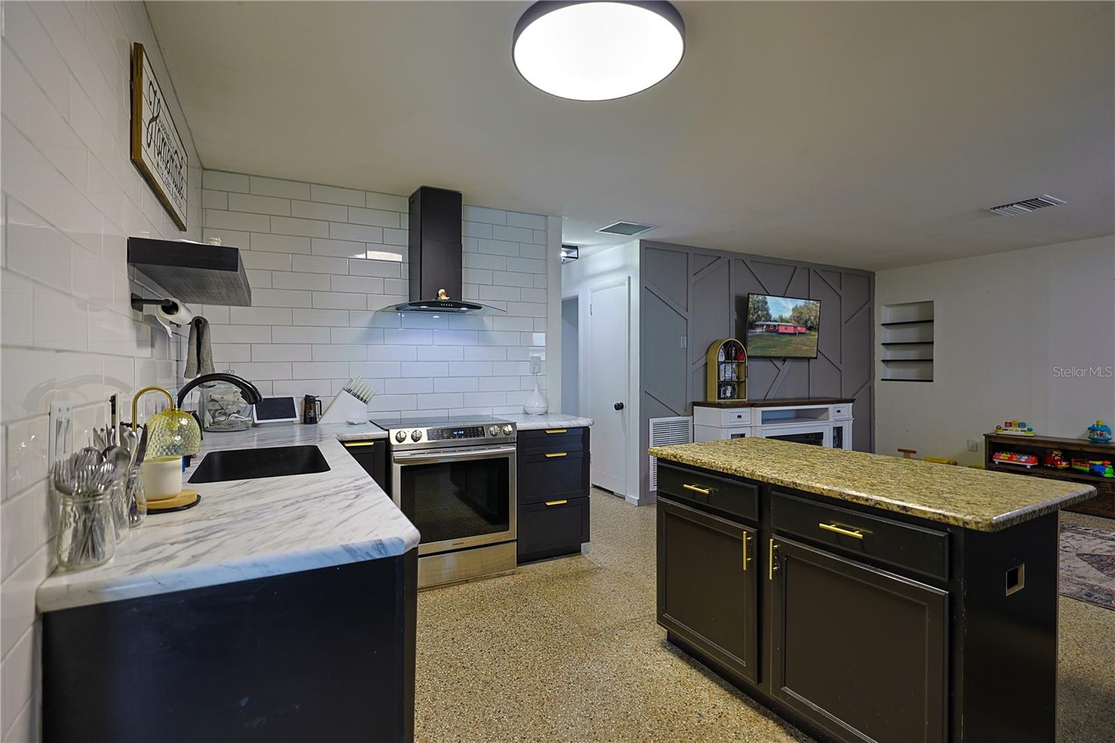 STOER ISLAND - Residential