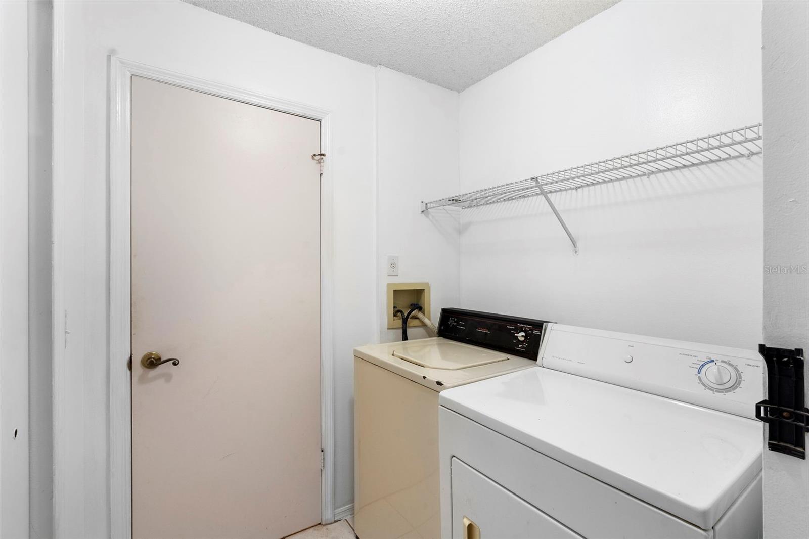 CLUB COURTS AT MEADOW WOOD PHASE 1 27/29 LOT 15 - Residential