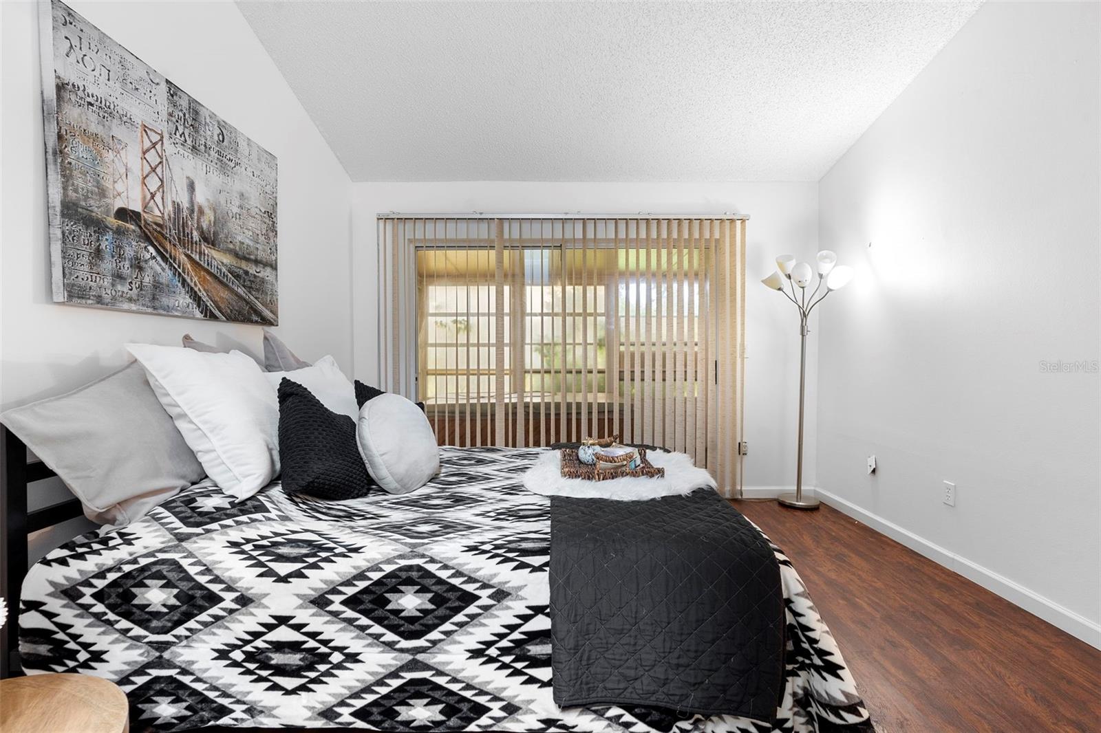 CLUB COURTS AT MEADOW WOOD PHASE 1 27/29 LOT 15 - Residential