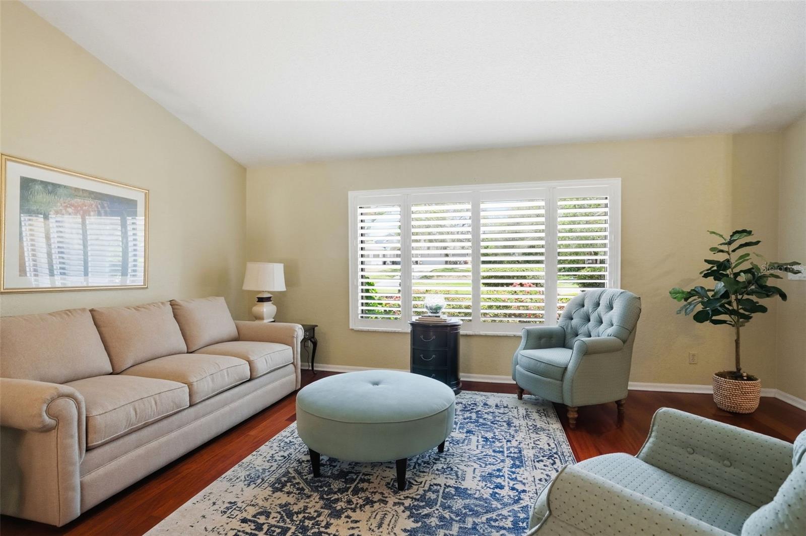 EAST LINDEN ESTATE - Residential