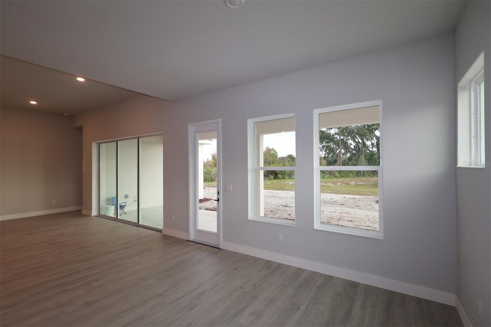 CHAPEL CROSSINGS - Residential