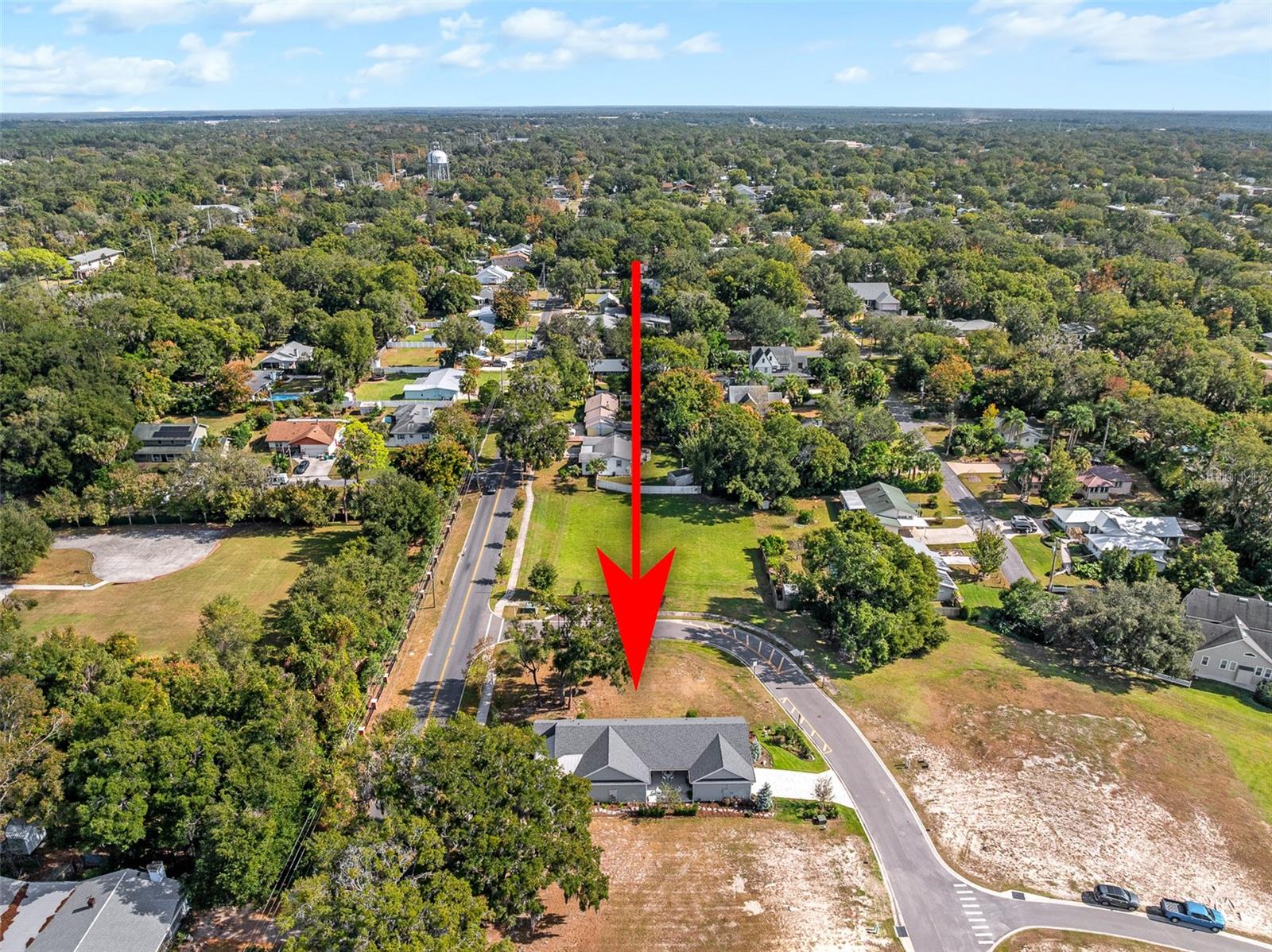 THE COTTAGES ON 11TH - Residential