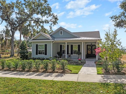 622 W 11TH AVENUE MOUNT DORA FL 32757