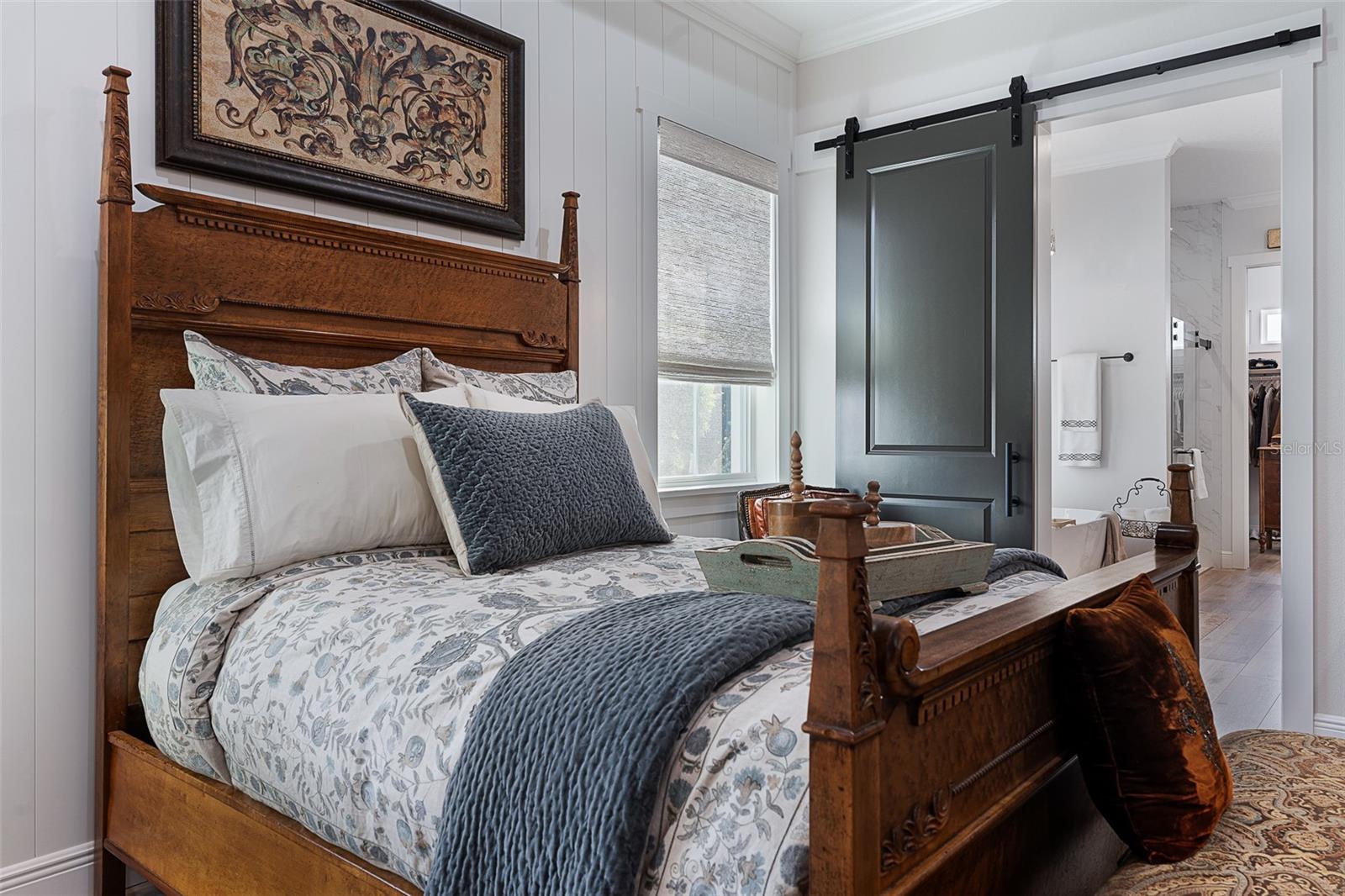 THE COTTAGES ON 11TH - Residential