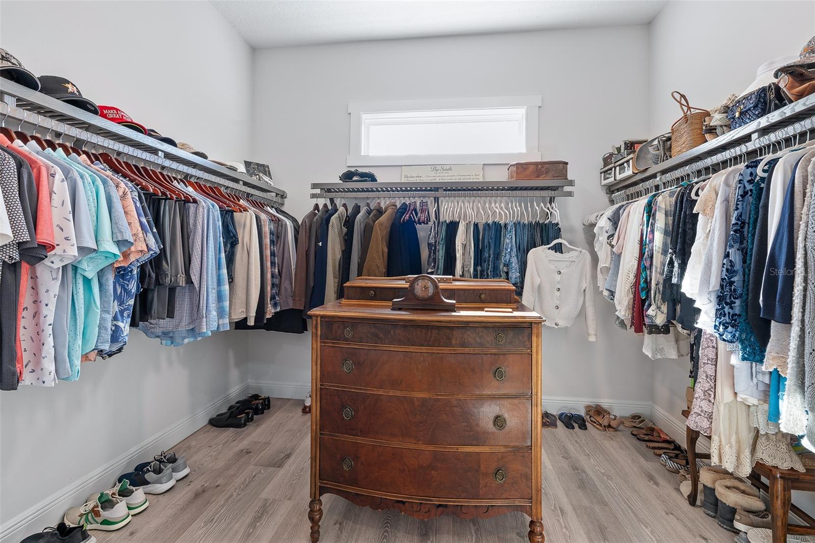 THE COTTAGES ON 11TH - Residential