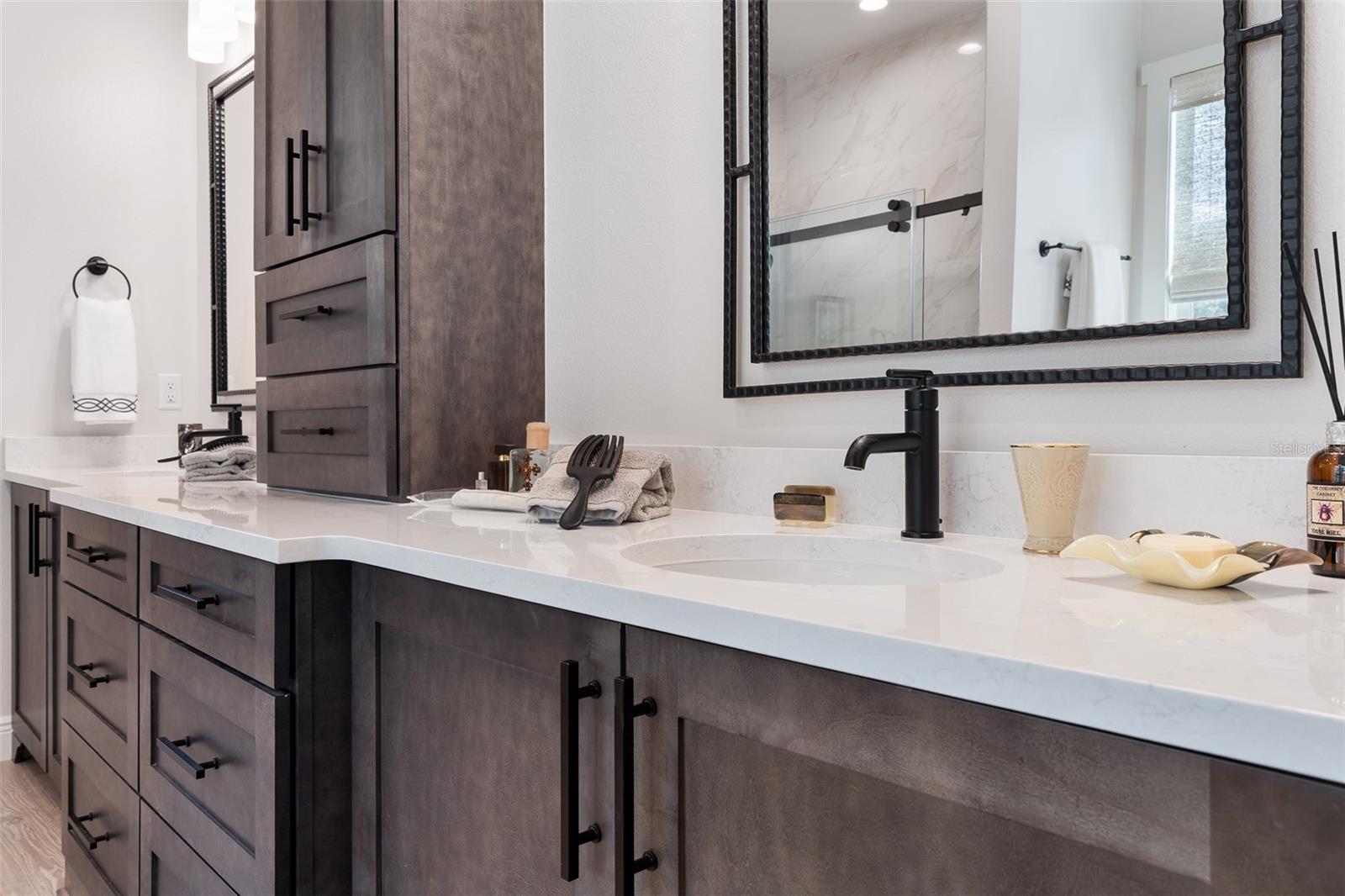 THE COTTAGES ON 11TH - Residential