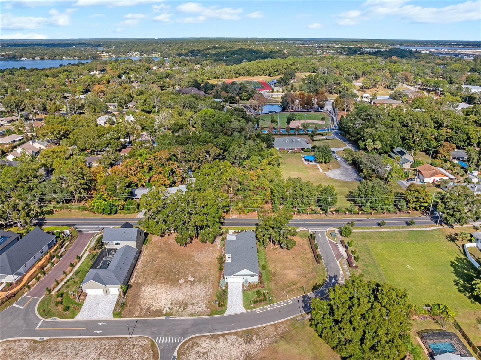 THE COTTAGES ON 11TH - Residential
