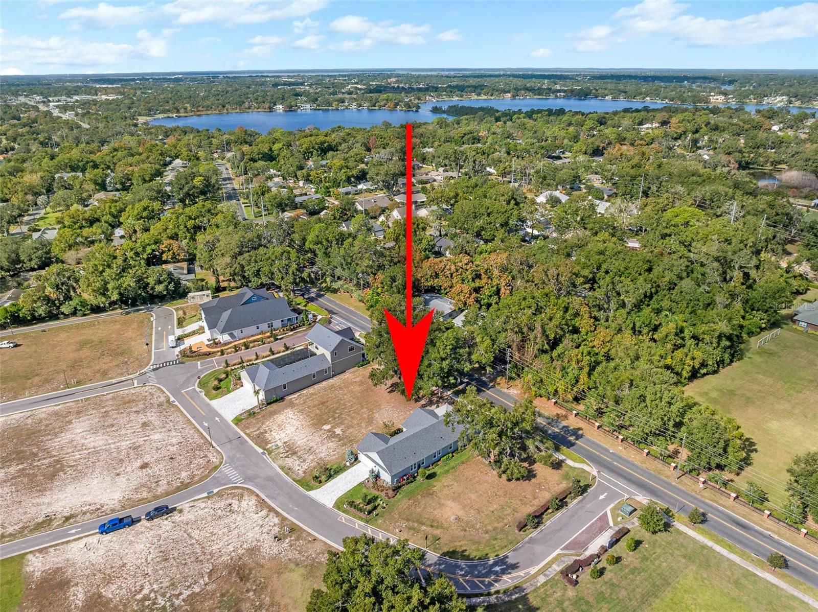 THE COTTAGES ON 11TH - Residential