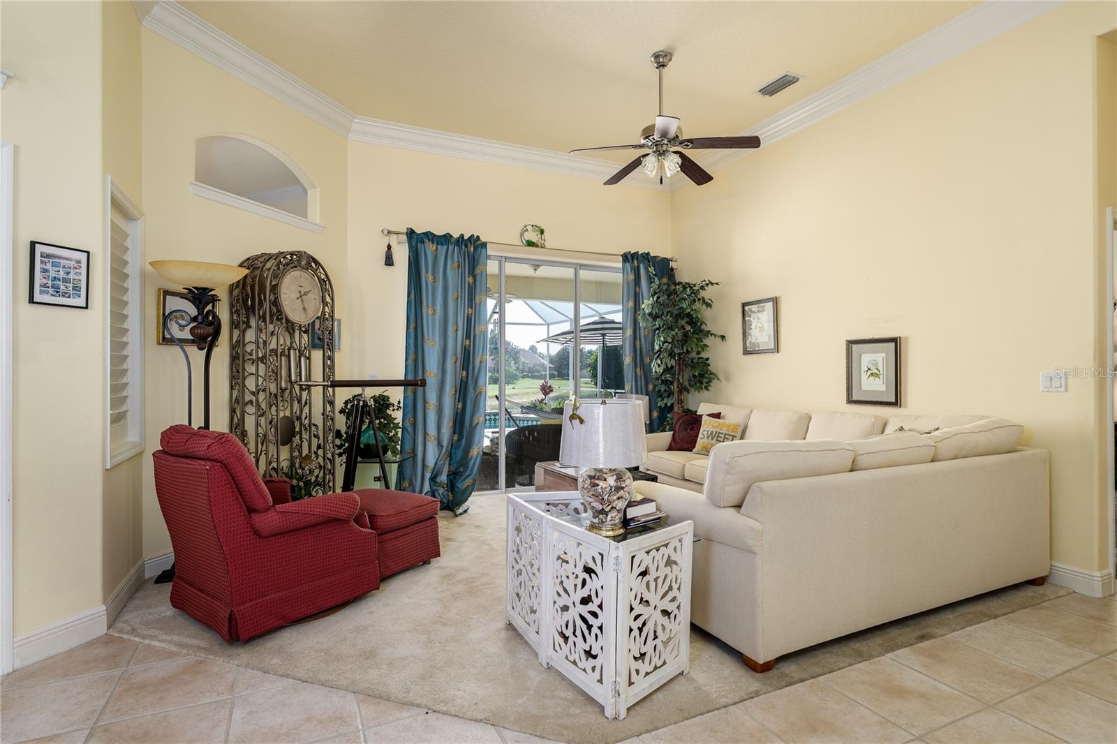 OAK CREEK - Residential