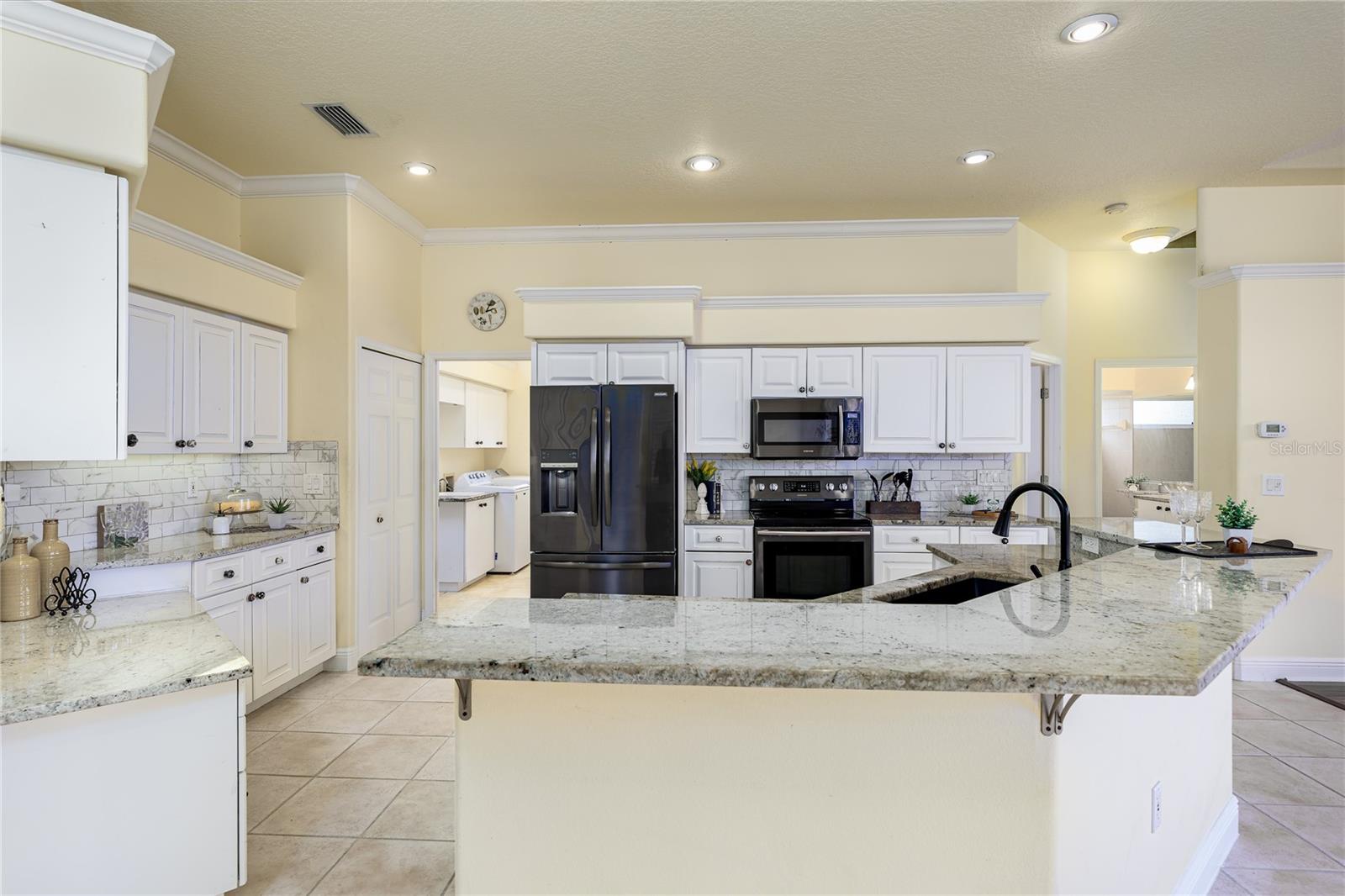 OAK CREEK - Residential