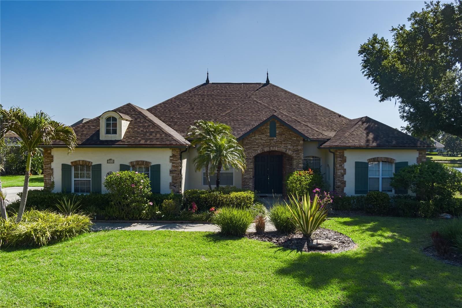 OAK CREEK - Residential