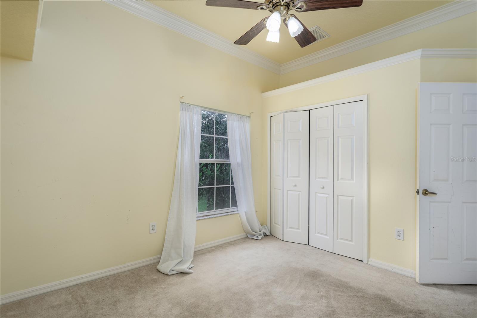 OAK CREEK - Residential