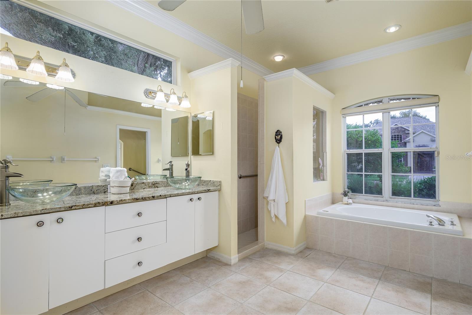 OAK CREEK - Residential