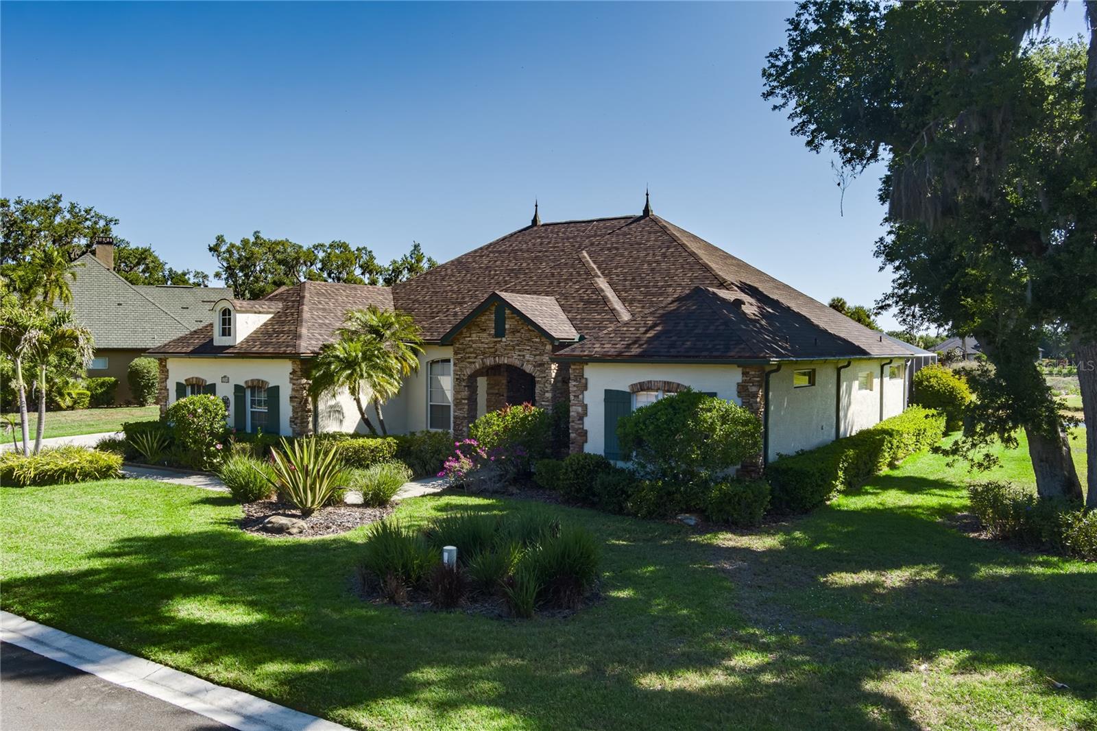 OAK CREEK - Residential