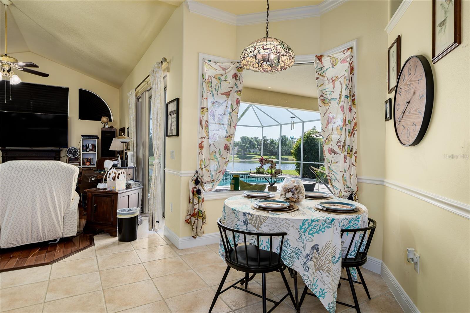 OAK CREEK - Residential