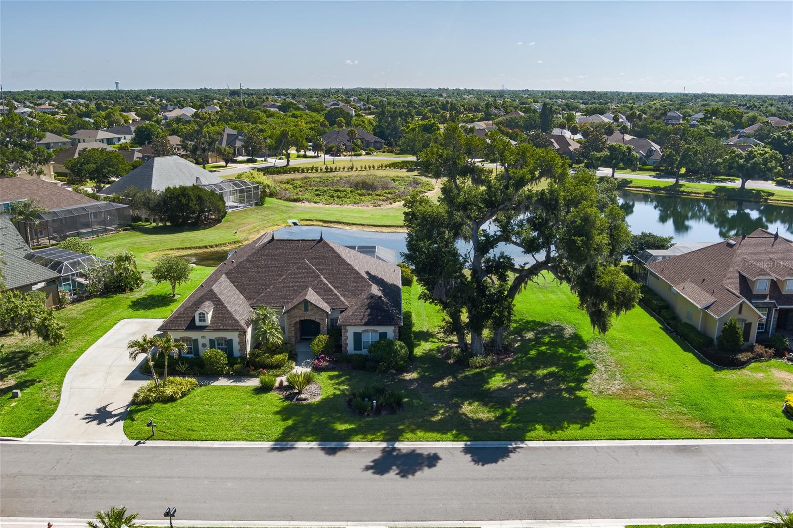 OAK CREEK - Residential