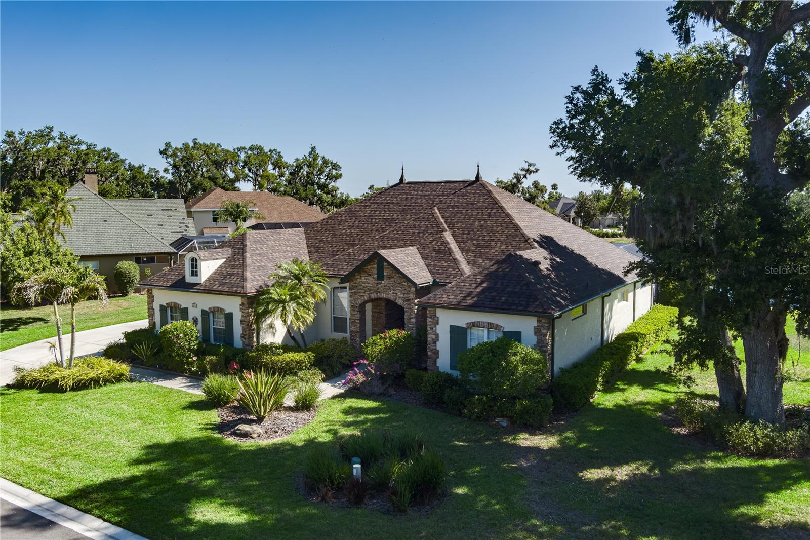 OAK CREEK - Residential