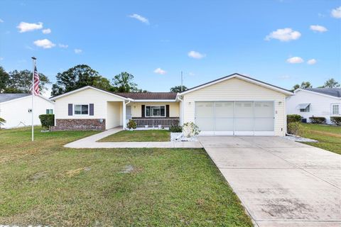 Photo of 10767 SE 174th Loop, Summerfield, FL 34491 (MLS # OM714323)