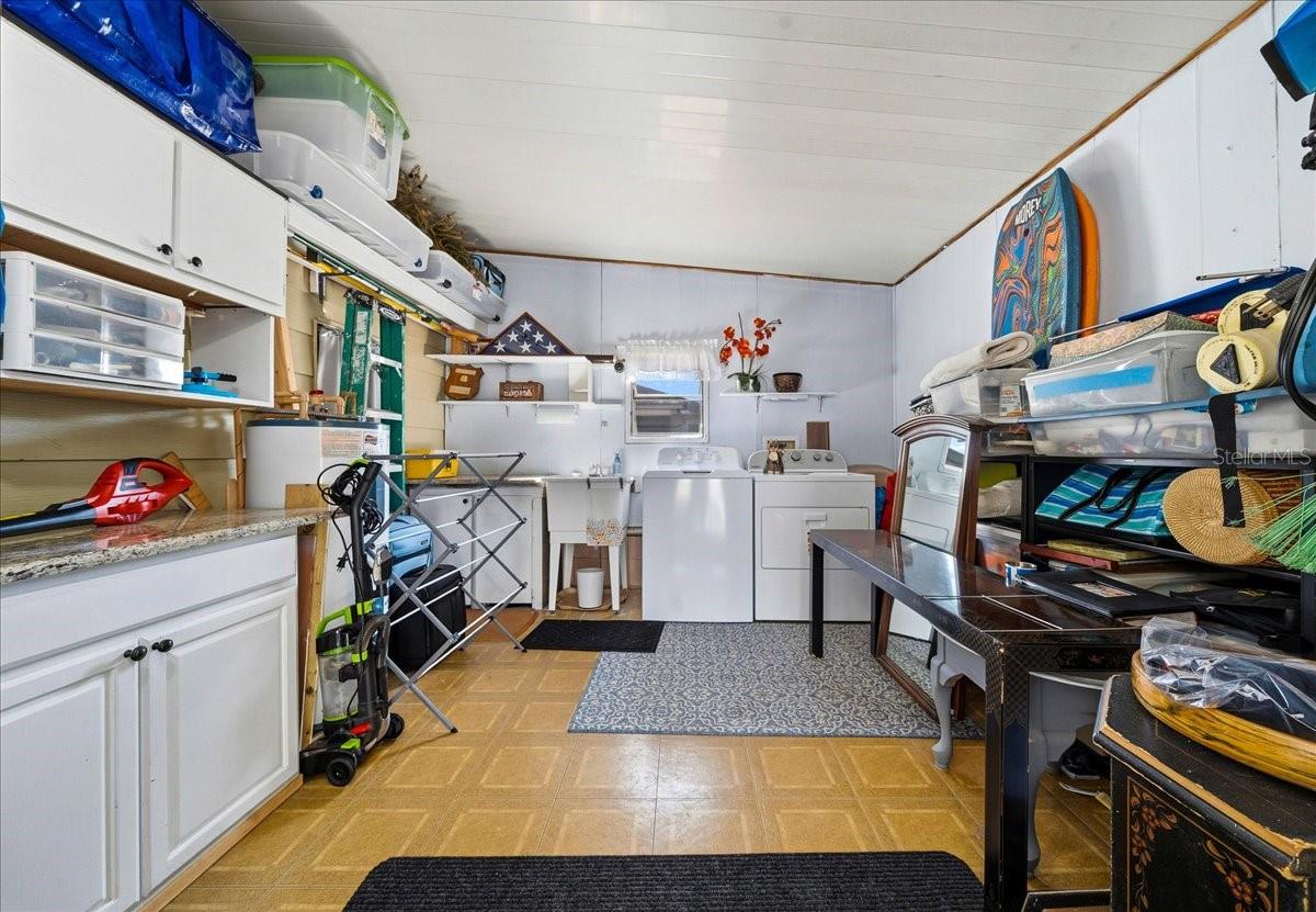 LADY LAKE ORANGE BLOSSOM GARDENS UNIT 06 - Residential