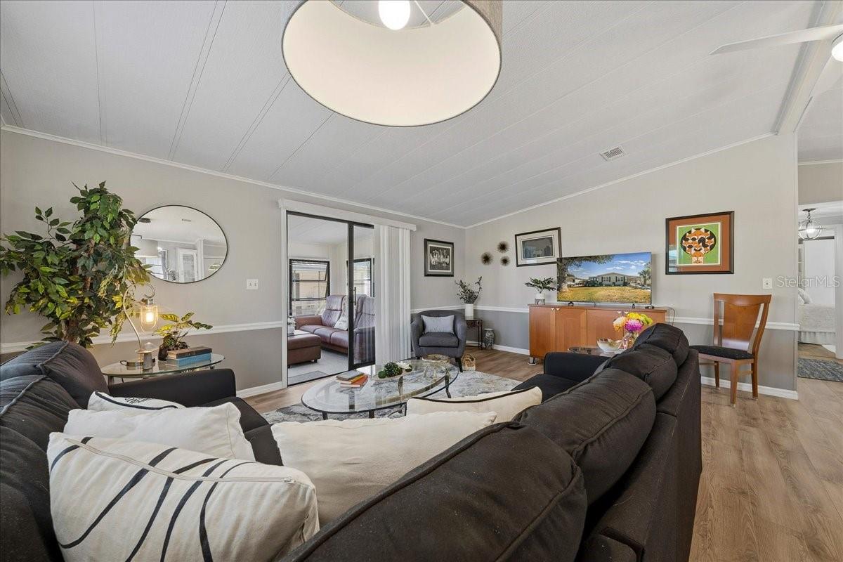 LADY LAKE ORANGE BLOSSOM GARDENS UNIT 06 - Residential