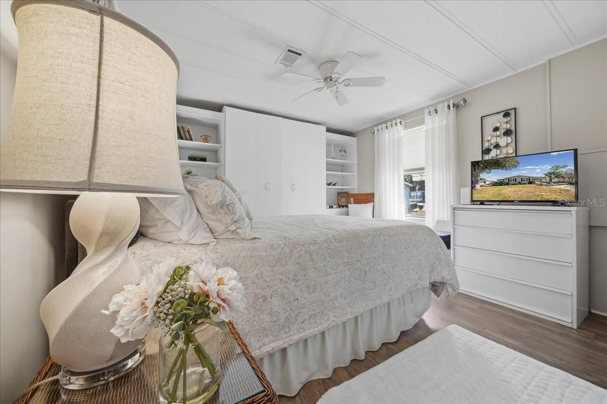 LADY LAKE ORANGE BLOSSOM GARDENS UNIT 06 - Residential