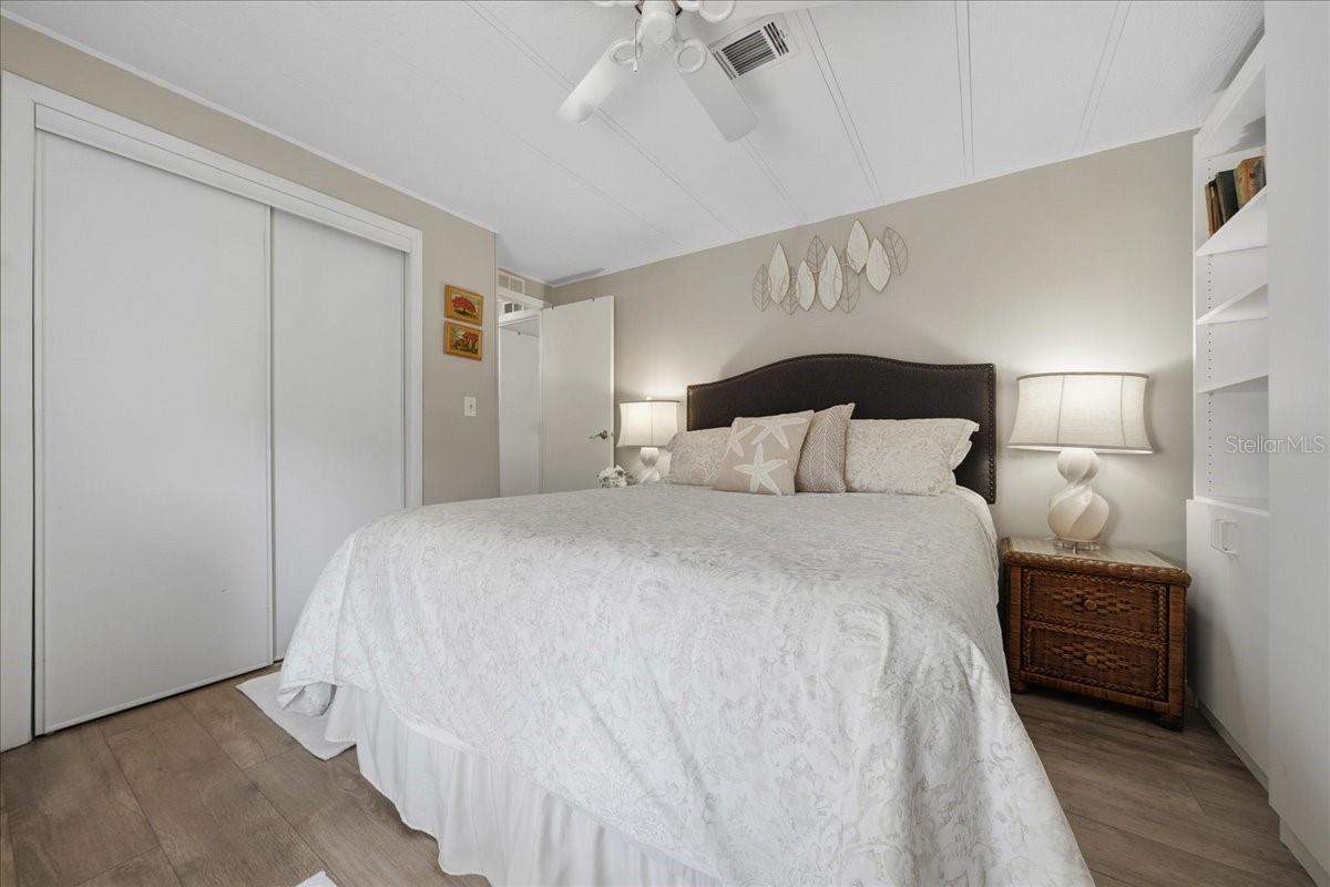 LADY LAKE ORANGE BLOSSOM GARDENS UNIT 06 - Residential