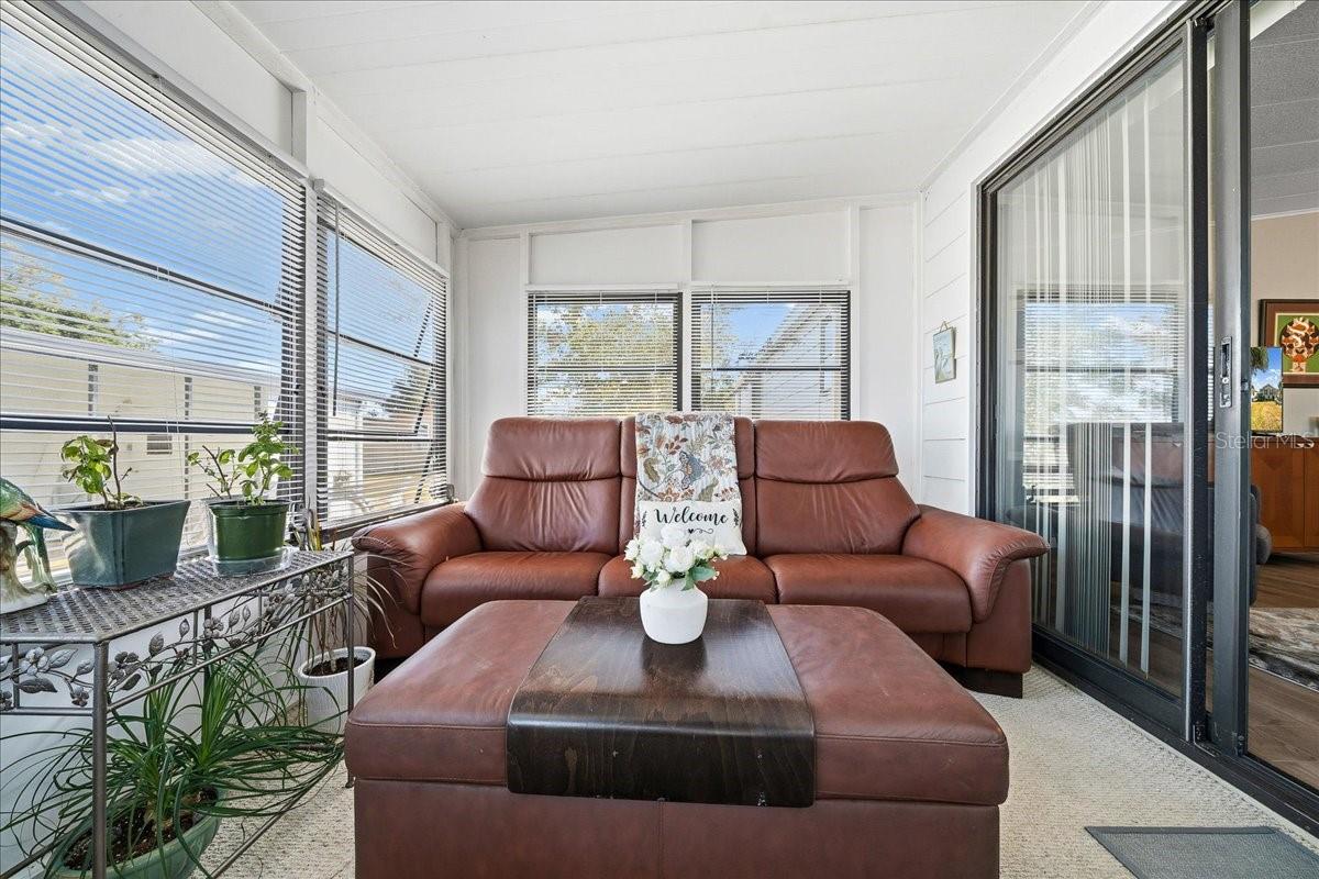 LADY LAKE ORANGE BLOSSOM GARDENS UNIT 06 - Residential