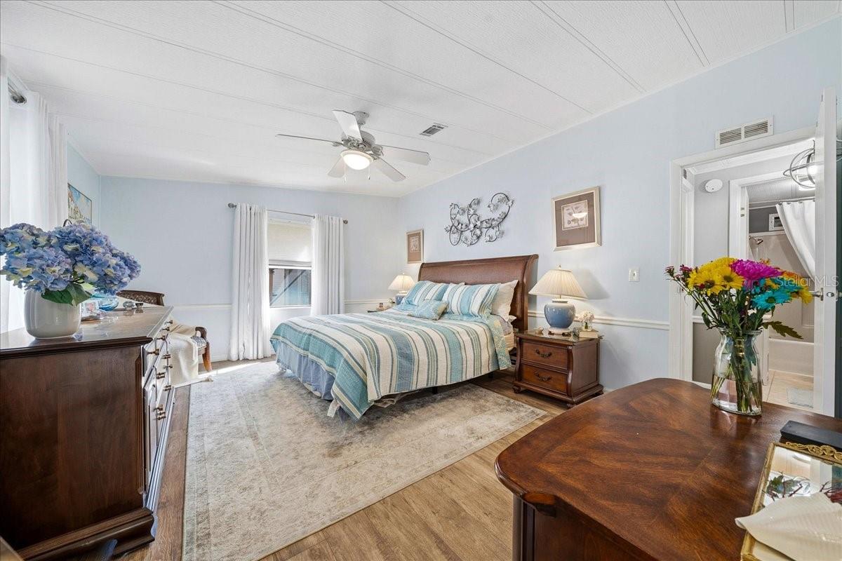 LADY LAKE ORANGE BLOSSOM GARDENS UNIT 06 - Residential