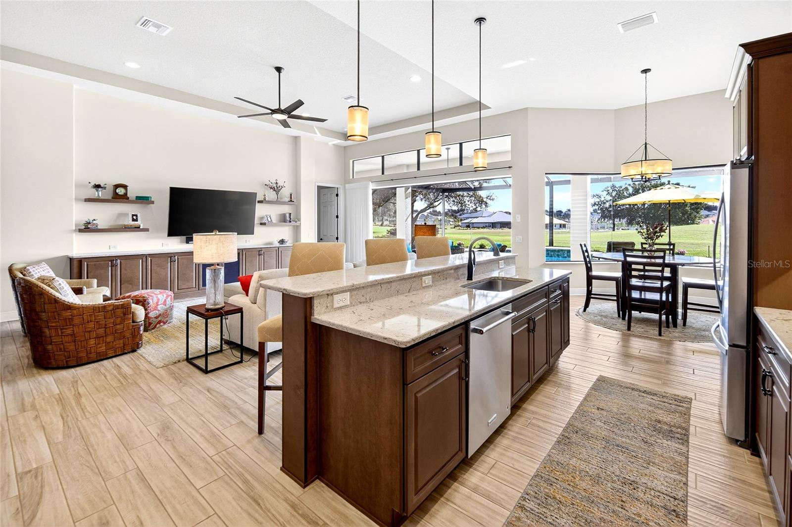 WESTFORD VILLAS I - Residential