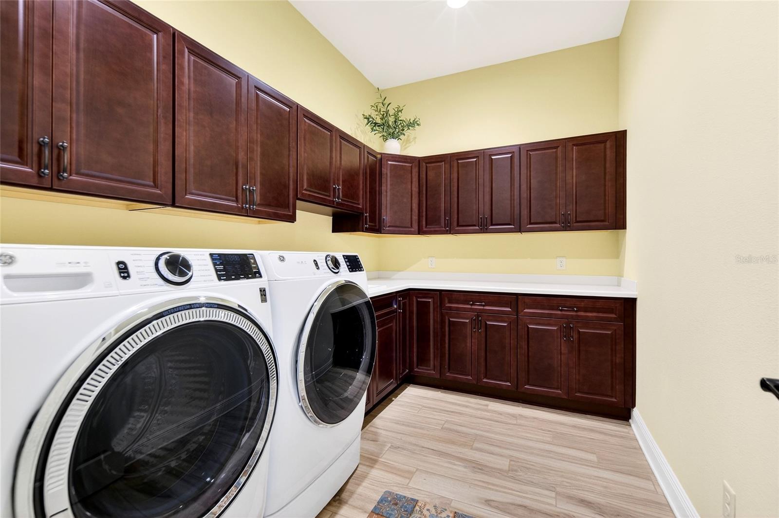 WESTFORD VILLAS I - Residential