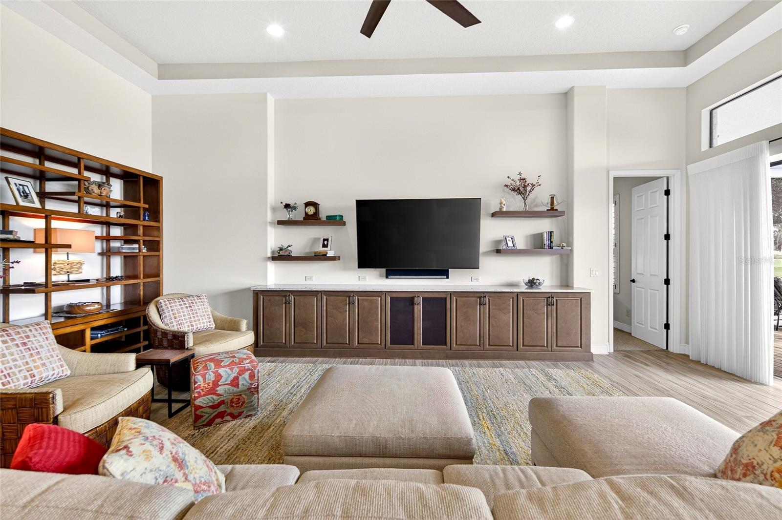 WESTFORD VILLAS I - Residential