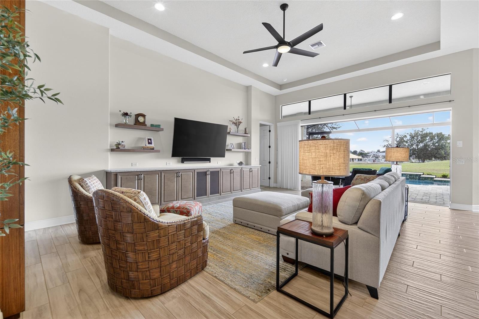 WESTFORD VILLAS I - Residential