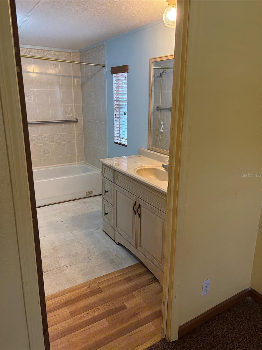 WINDING WATERS - Residential