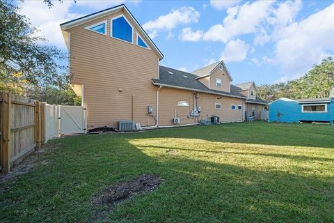 Tiny photo for 434 SW 14th Street #A, Ocala, FL 34471 (MLS # OM720463)