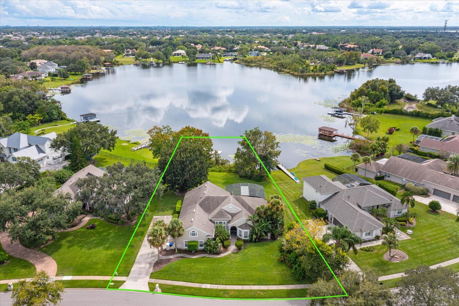 SUNSET LAKES - Residential