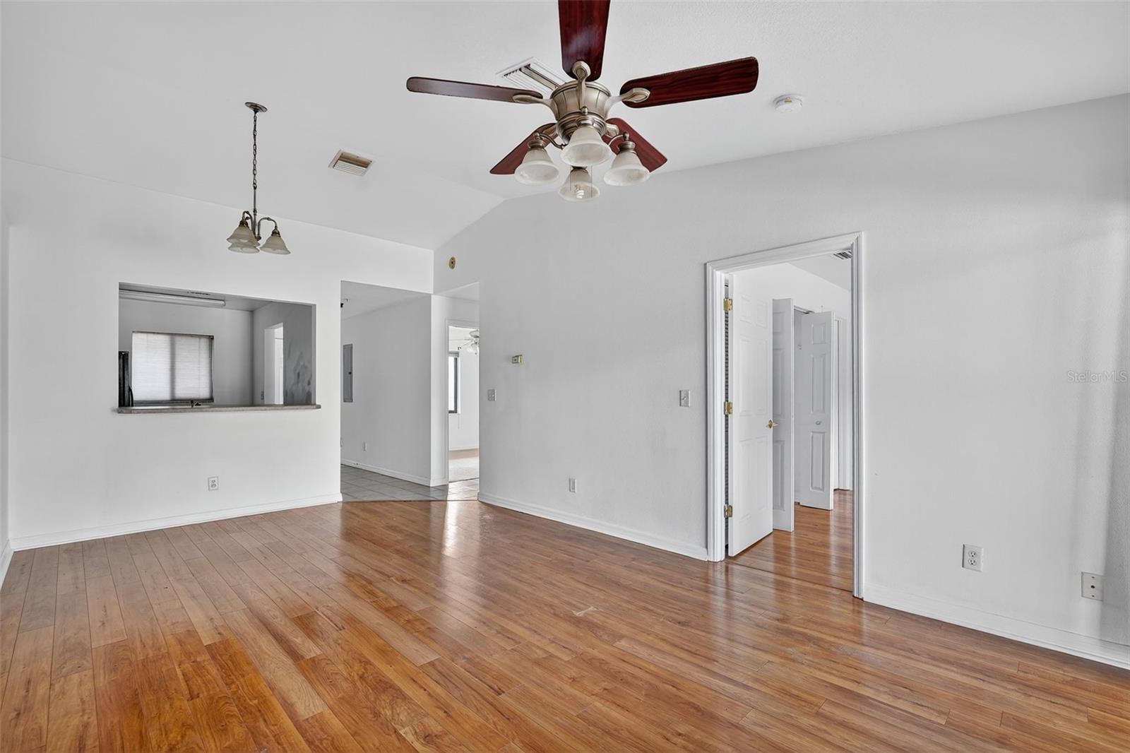 LAKE HEATHER HEIGHTS - Residential