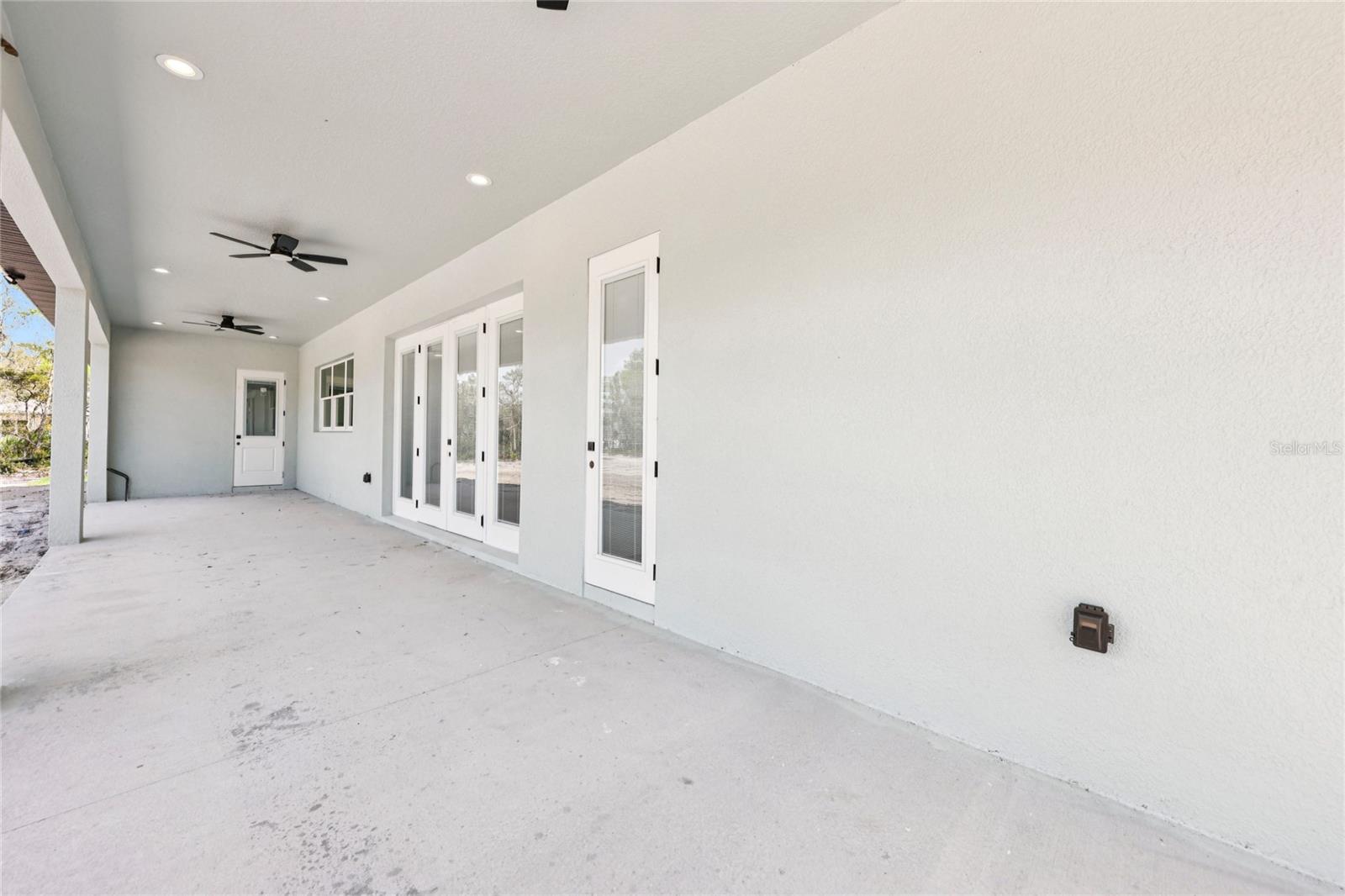 LAND/LK UN 2 - Residential