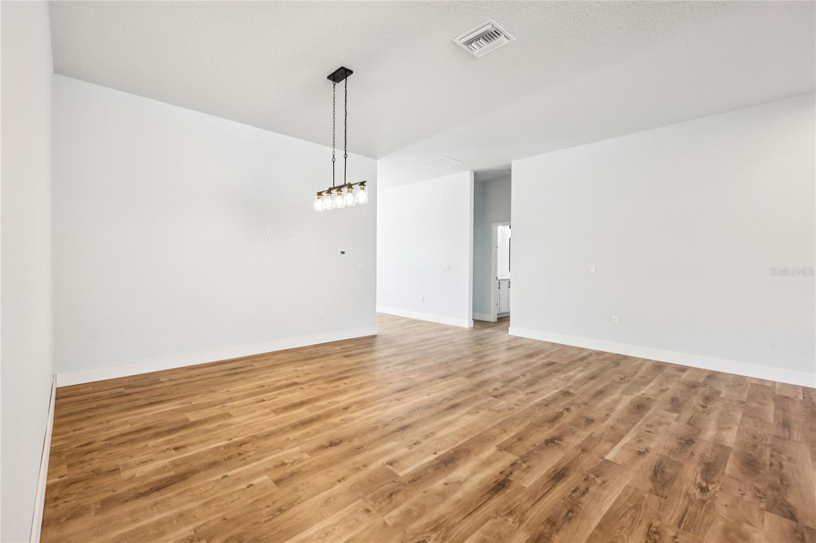 LAND/LK UN 2 - Residential