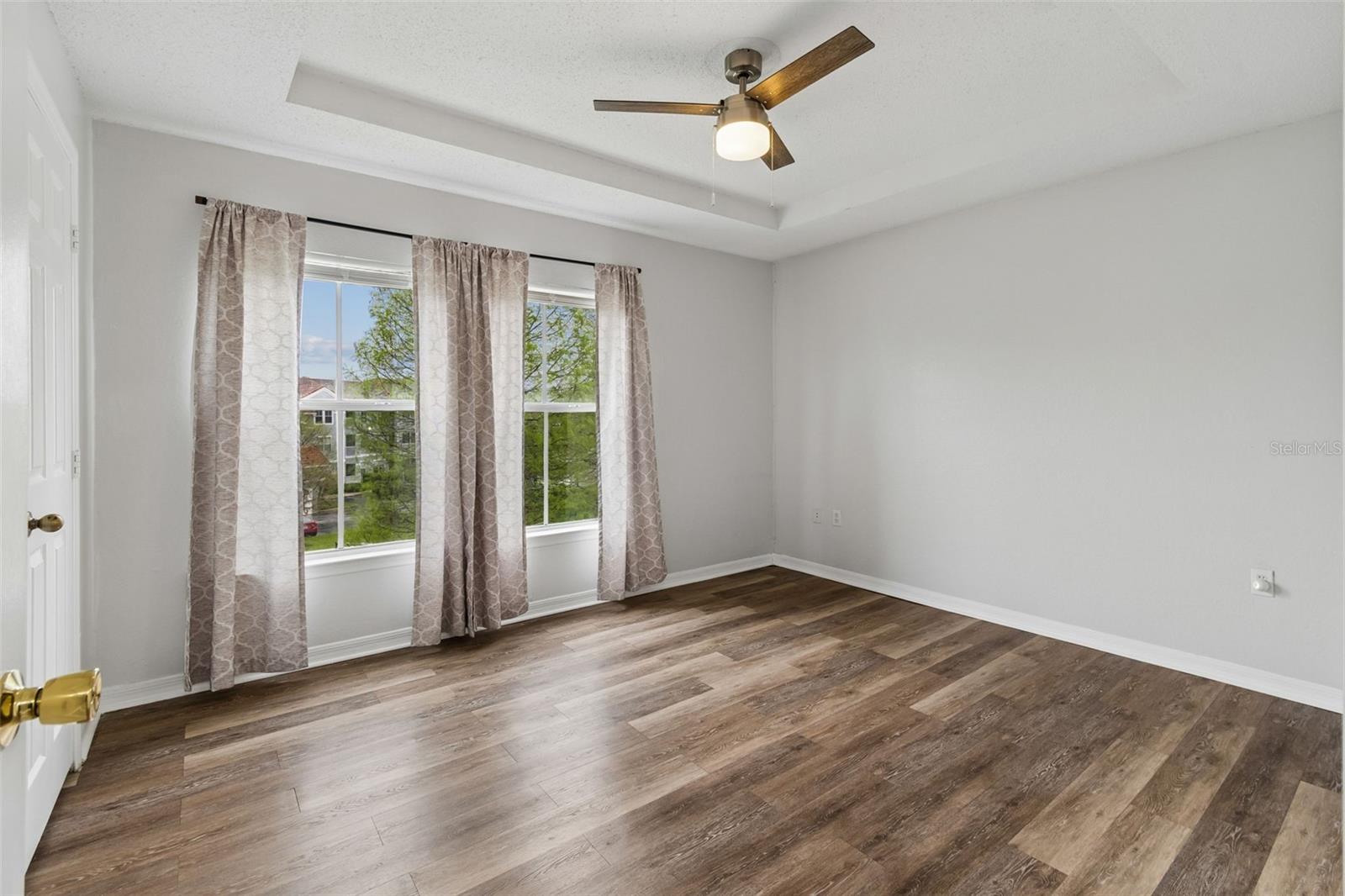 THE ENCLAVE AT RICHMOND PLACE - Residential